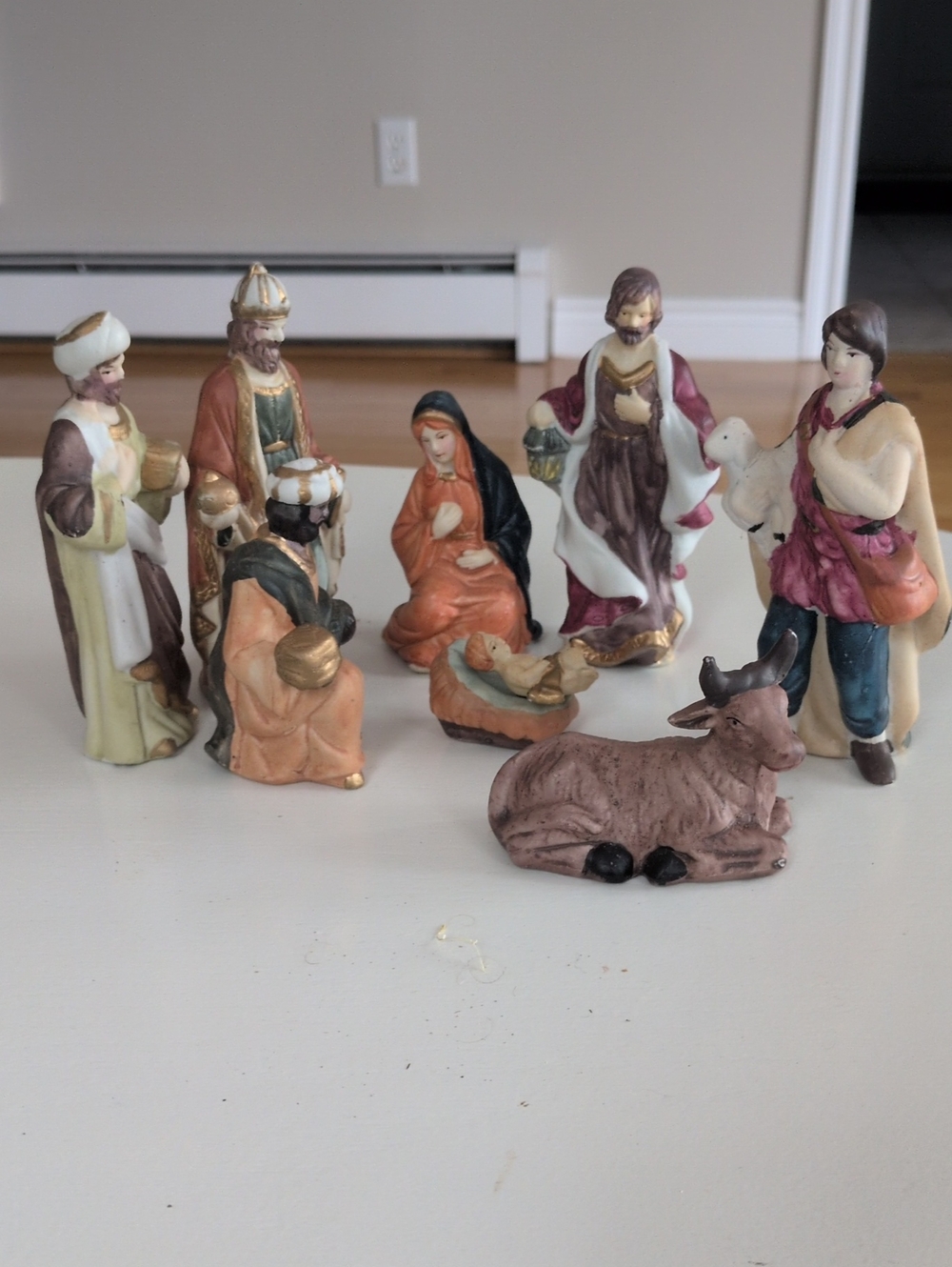 Vintage Porcelain Nativity Scene 8 Pc Holy Family Magi Christmas Decor